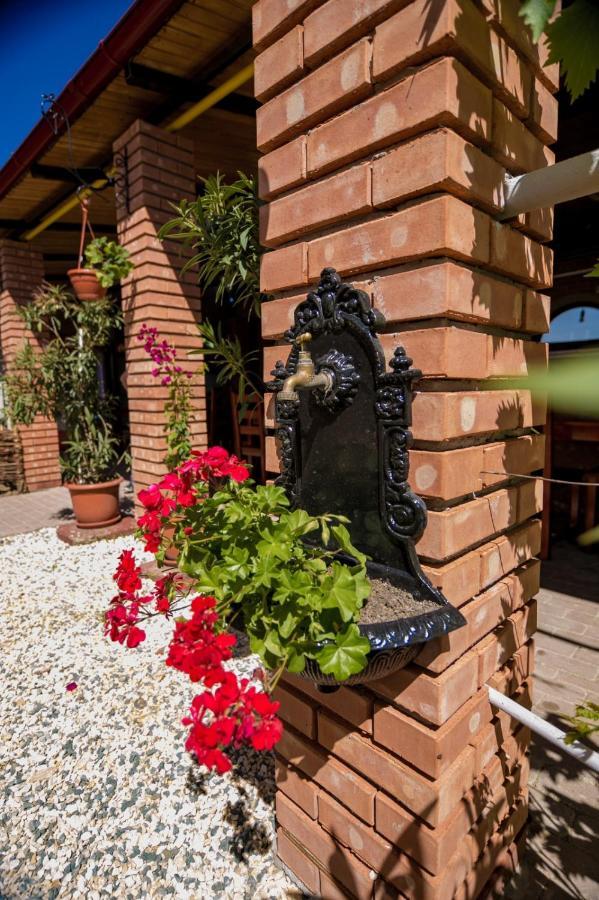 Casa Ypu Două Mai Exterior foto